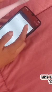 Video pertama saya melancap, saya terlalu teruja dengan alat penggetar Svakom Cici 2