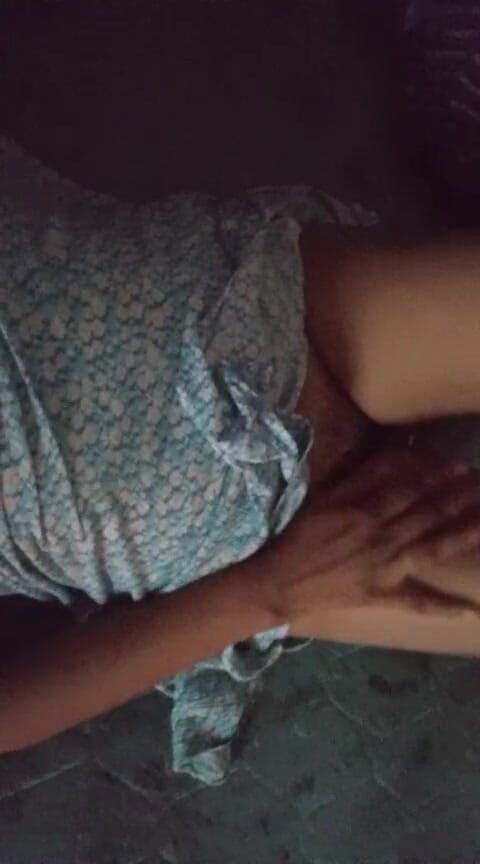 Anne White: Musterbation fată din Sri Lanka în baie cu vibrator poftă cu...