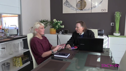 Pinkzilla Media: Cattiva ragazza al tutoring