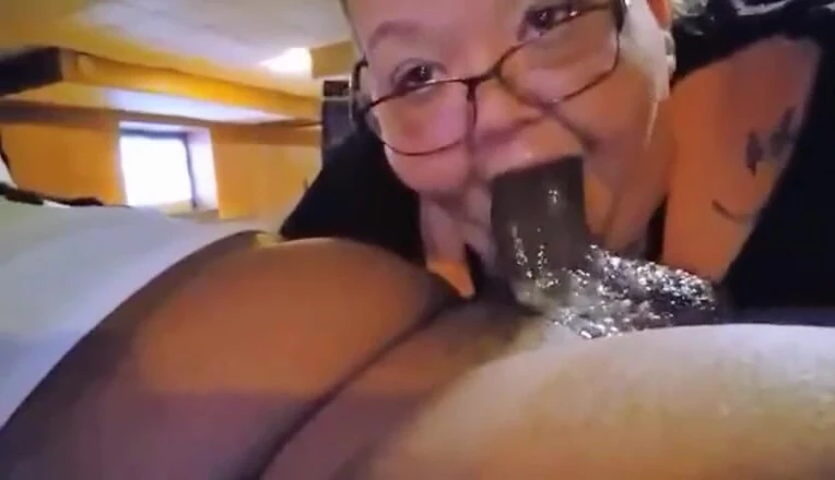 Kimmywetwet: BBC Cumming on the Toxic Piggys Glasses After Sloppy Deepthroat