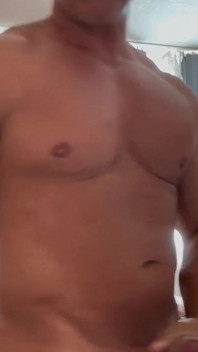 Herr guru solo bodybuilder wichsen