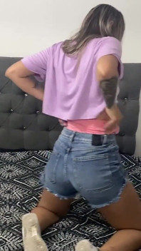 Aku Bikin Wedgie