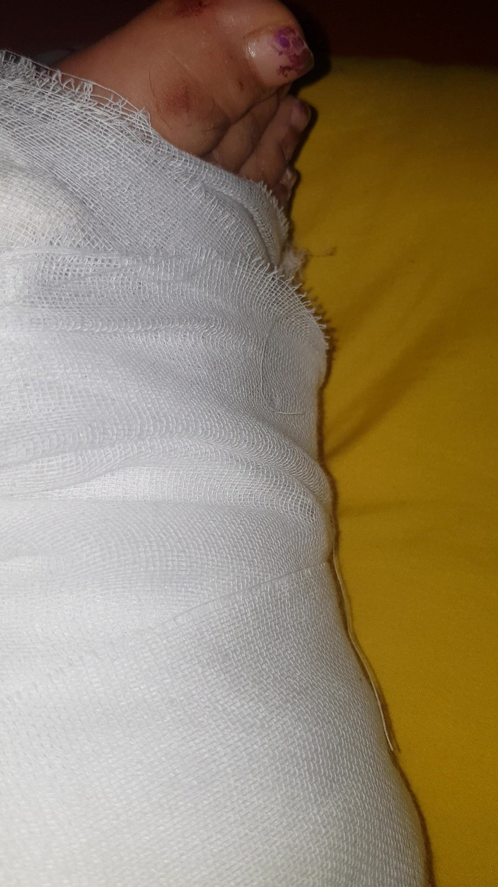 LoraBbw: Aggino le dita dei piedi nel casting