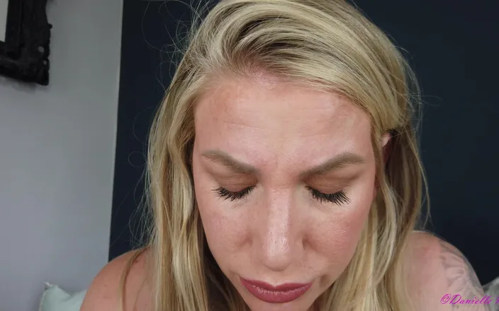 Danielle Maye: Asmr Explode