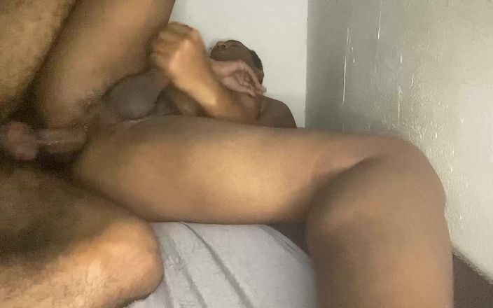 Couple 2 Black: 0387 Sommige pijpbeurten eindigen altijd in neuken