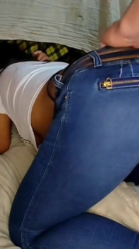 my husband's son grows his cock when he sees my ass in jeans and ends up giving me a hard fuck in my ass Gaping anal