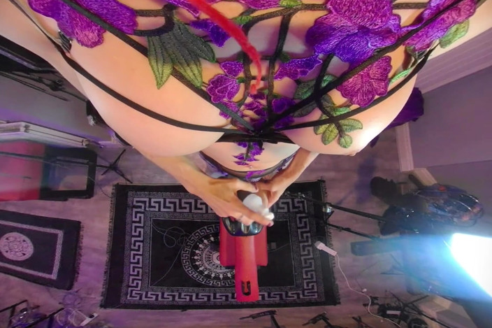 Perception of Depth - Jasmine_Dlight but VR: Jasmine_dlight - POV Futa Fleshlight Fucking - Looking Down Big Boobs and...
