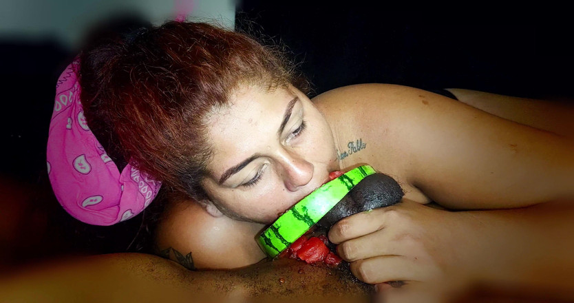 PABLO N3GROBAR: तरबूज गले में वीर्य