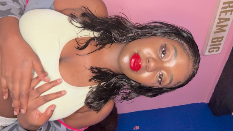 ALLIYAH ALECIA: Alliyah Alecia Rubbing on Small Tits