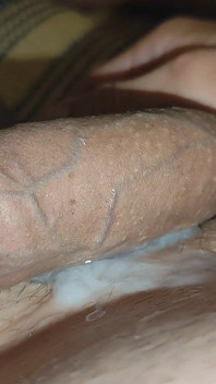 Simultaneous Explosion of Cumshot and Cum From the Straight Boy.