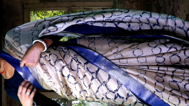 Rakul008: Purane ghar Me bhabhi ko bula k choda desi Indian...