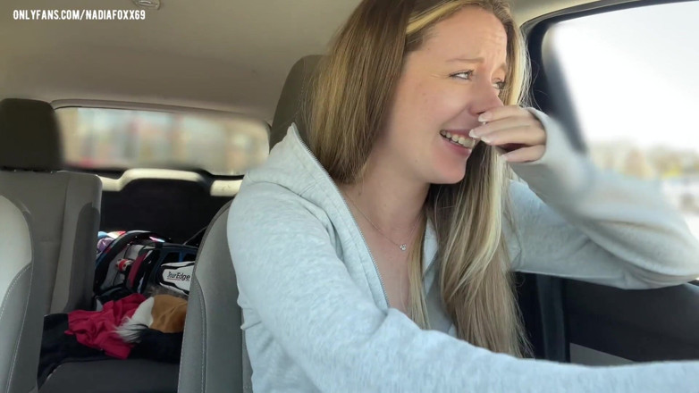 Nadia Foxx: Den v životě camgirl! Testování nových hraček v Drive Thru + Mall!...