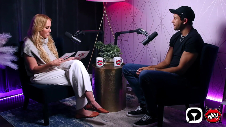 Holly Randall Productions: Alex Jones obtiene real sobre tamaño, ansiedad de rendimiento y...