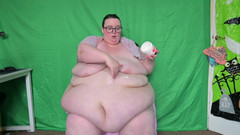 SSBBWLadyBrads: Ssbbw cuerpo gordo seco después de ducha usando toalla parte 1