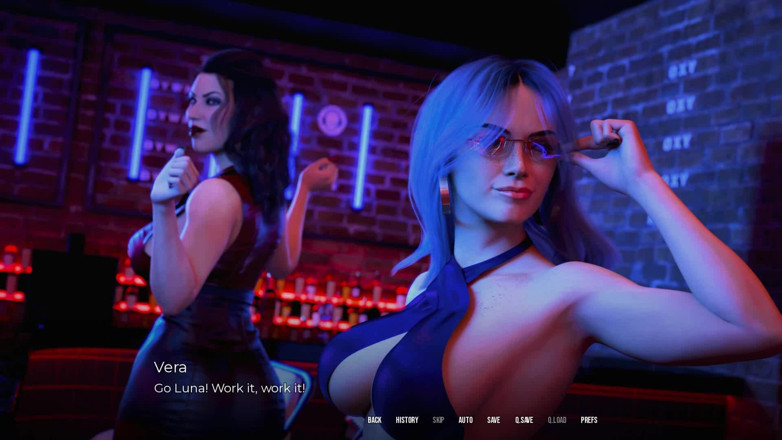 Dirty GamesXxX: In beveiliging: manlief trekt zich thuis af terwijl hij foto's...