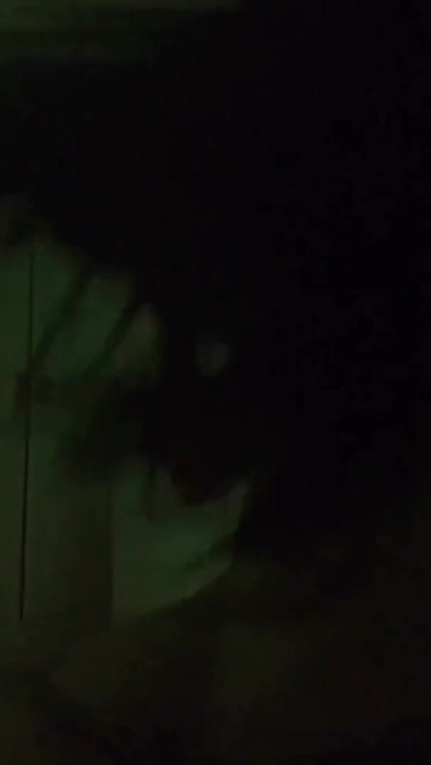 Bad Mamii World: Sedikit dariku - twerking closeup