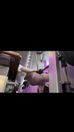 Amateurtwo: 今朝の私の脚のセッションについて少し洞察します。ジムが空いていたので、何か撮影しようと思いました。それがほとんどでなければ私は知っています