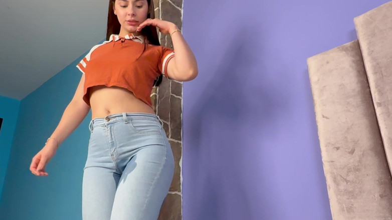 alejakink: Memenuhi fetish kencing panasnya dalam seluar jeans saya