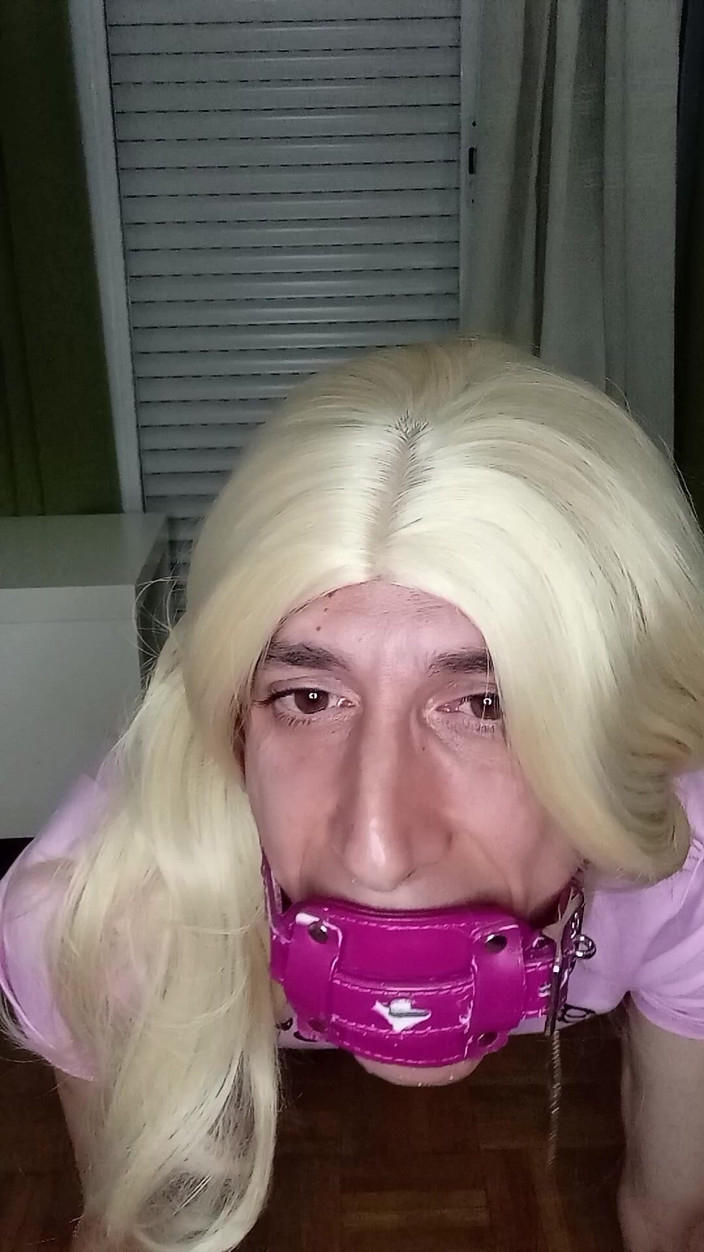Penelopene27: BDSM Crossdresser Penelope
