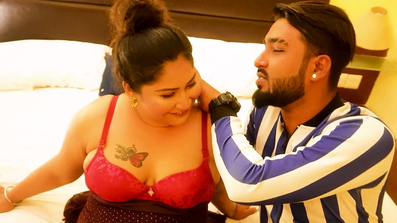 Xtramood: Casal indiano adora pássaro se fodendo no hotel
