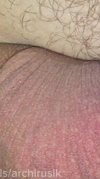 Urocza Maminsynek Liże Dupka I Pieprzy Tyłek, Wypełniając Gładką Otwór Spermą