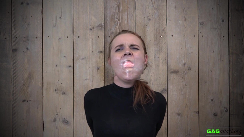 Gag Attack: Roxy - roubíky s PVC páskou