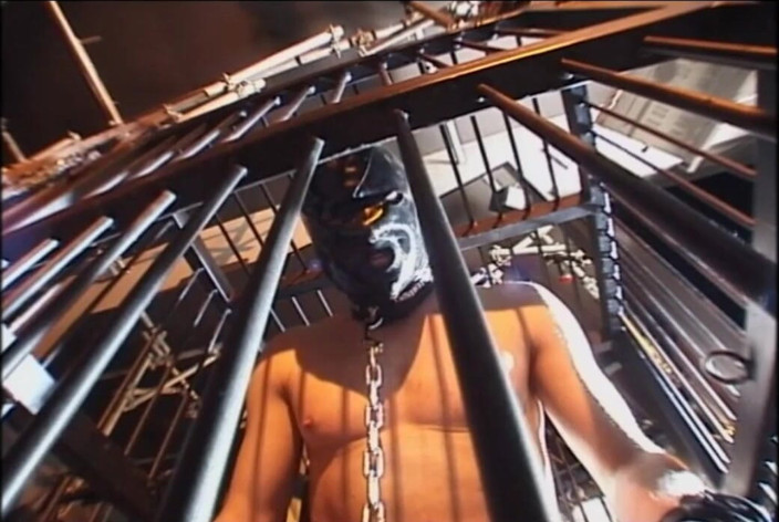 Absolute BDSM films - The original: 자지를 빨아주는 작은 젖탱이