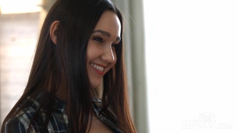 Staxxx: Sweet Dolce Vita lets him cum in her tight teen...