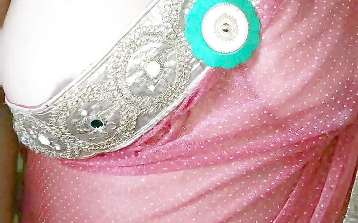 Hot bhabi: Payal bhabhi usando vibrador vibrador dildo sexo masturbação uau água saiu...