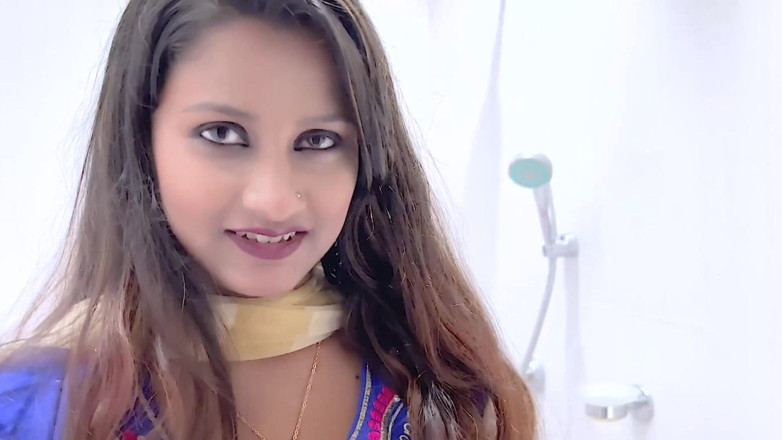 Indian porno creator: Fodendo minha meia-irmã indiana enquanto seu marido está ausente