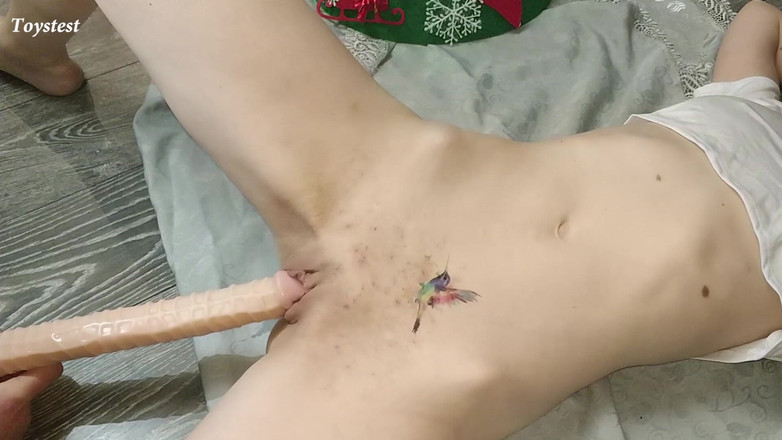 Toystest: Довгий ділдо для моєї зведеної сестри. Швидко довести її до оргазму