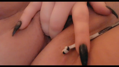 LexxiBakk: Menjolok pepek saya sehingga saya memancut