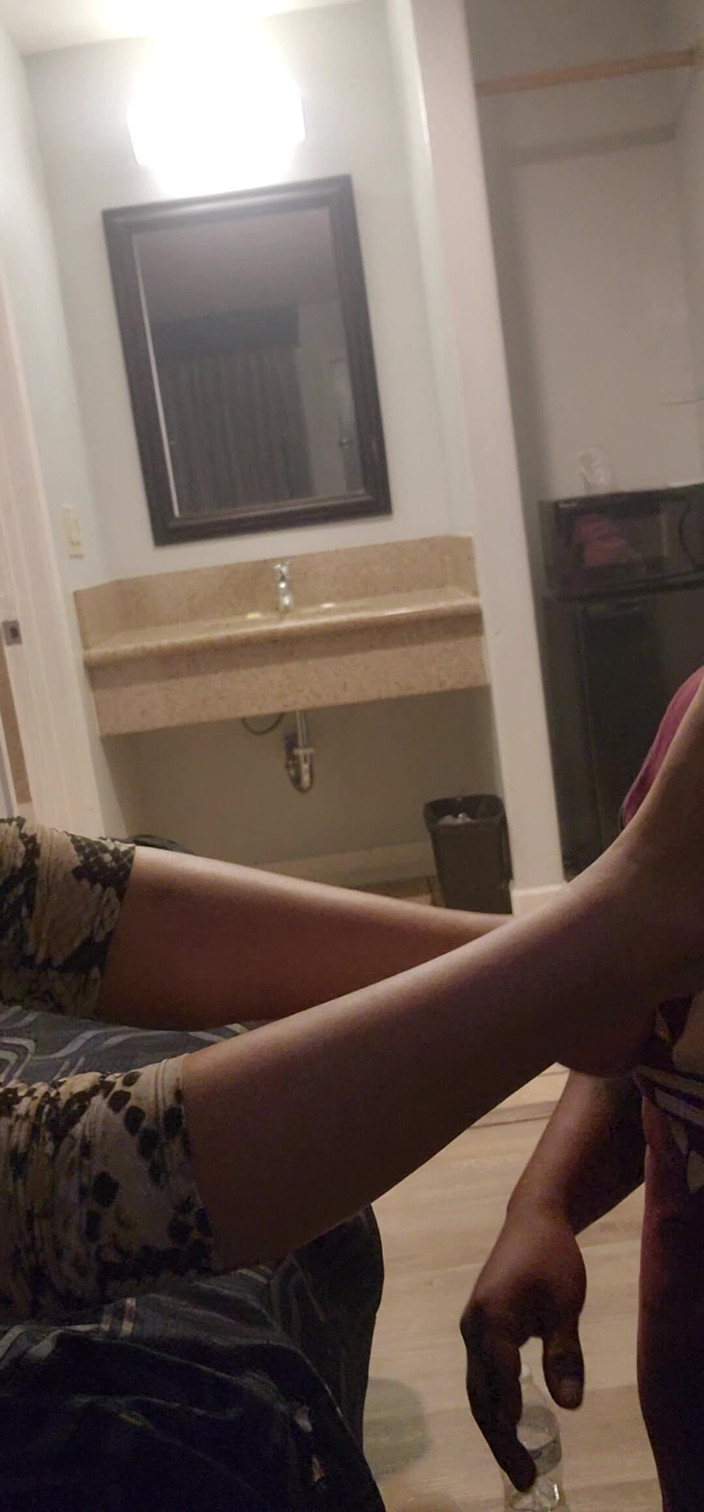 Adriano22: Füße verehren