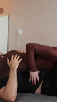 Madrasta Selvagem Usa Enteado Para Orgasmo Cócegas &dryhump E Sentando Na Cara