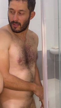 I Go Into My Roommate's Bathroom I Eat His Ass and I Fuck Him with My Finger, I Make Him Come