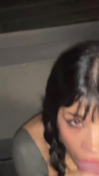 Sex, orální sex a obličej na balkoně