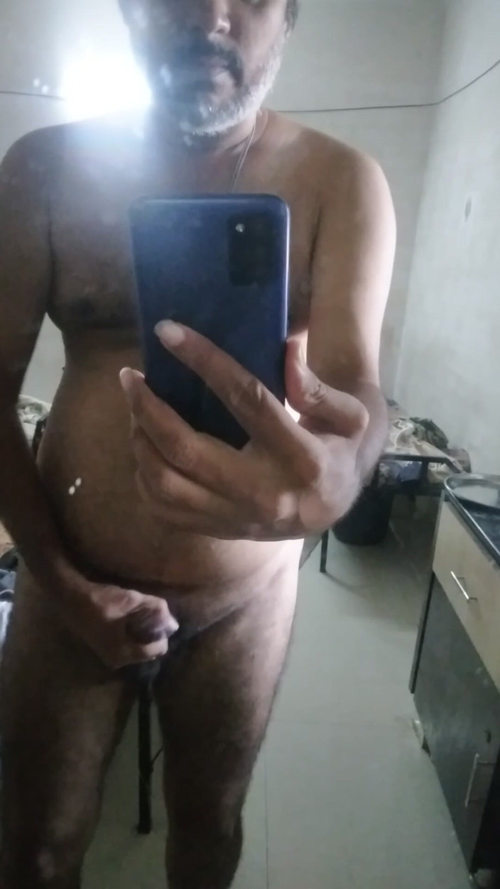 Nani Top: Dapatkan lebih banyak keseronokan dengan batang kuat saya secara percuma.