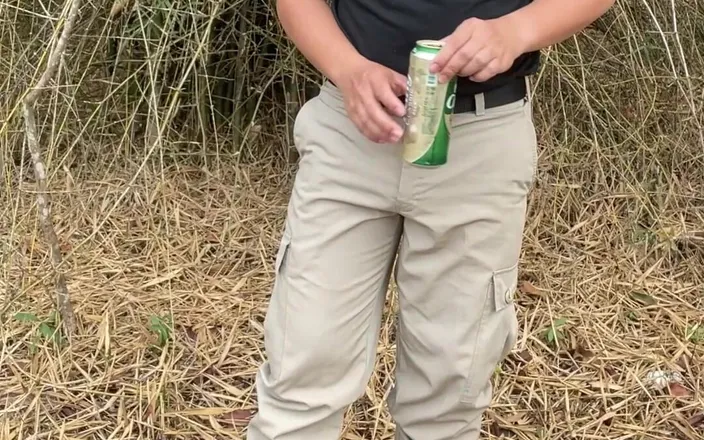 Hiroshi_cr: Thai Uniform with Sex Toy Outdoor