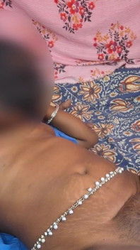 Indische dame geneukt door raadshoofd