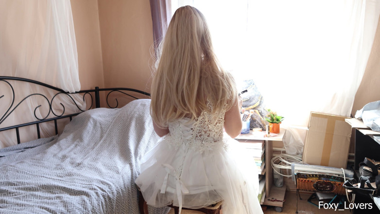 Foxy lovers: Bride Cheats with Her Ex Right Before Wedding - One Last...