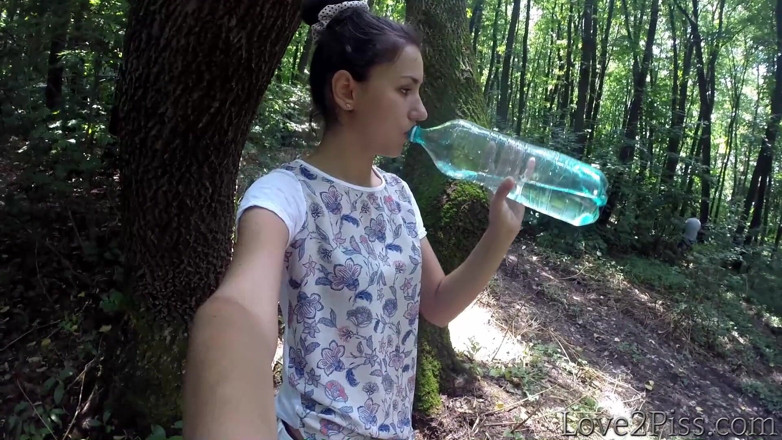 Love 2 Piss: Pissing in the Woods
