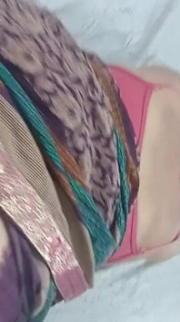 극도의 하드코어 섹스로 파괴되는 매력적인 인도 밀프 - 젖은 보지, 하드코어 자지, 시끄러운 신음
