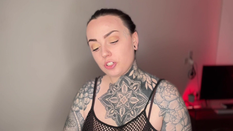 Miss Valentina: Erpressungs-fantasie ruft auf