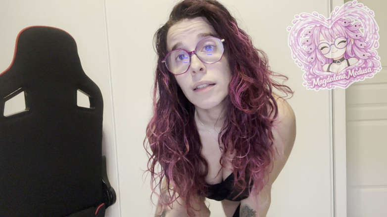 Magdalena Medusa: First JOI with Magda