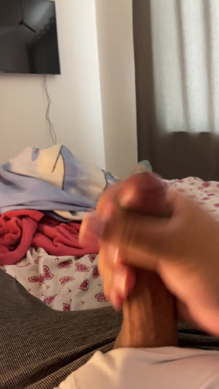Dylan Ford: Brazilian twink shooting a big load after a pleasurable cumshot |...