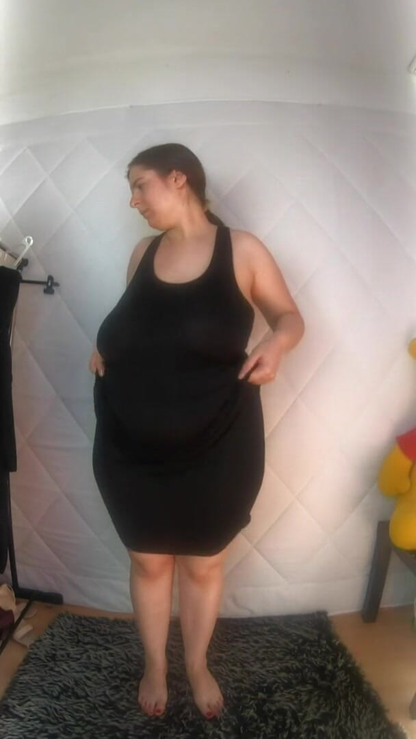 Lingerie Review: Trying dresses uncensored