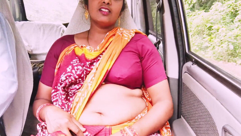 Telugu honey lips: Mama vitregă telugu face sex în mașină pentru sex cu fiul...