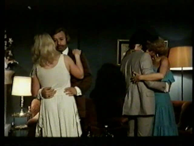 Euro Blue Movies: Cecile Likes It