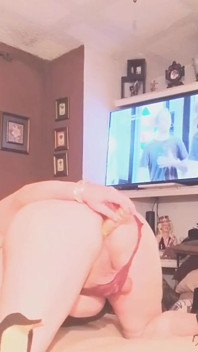 포니엔도 칼리엔테 아 엘 베시노