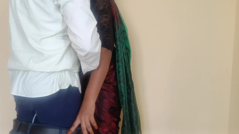 Magilmathi: College Teacher Hot Romance Viral Video